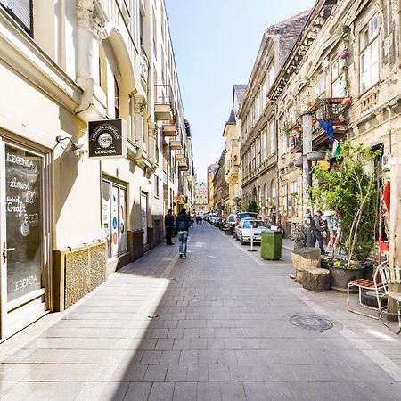 K10 - Kazinczy Street Heritage Suite - Best Location By Bqa Βουδαπέστη Εξωτερικό φωτογραφία