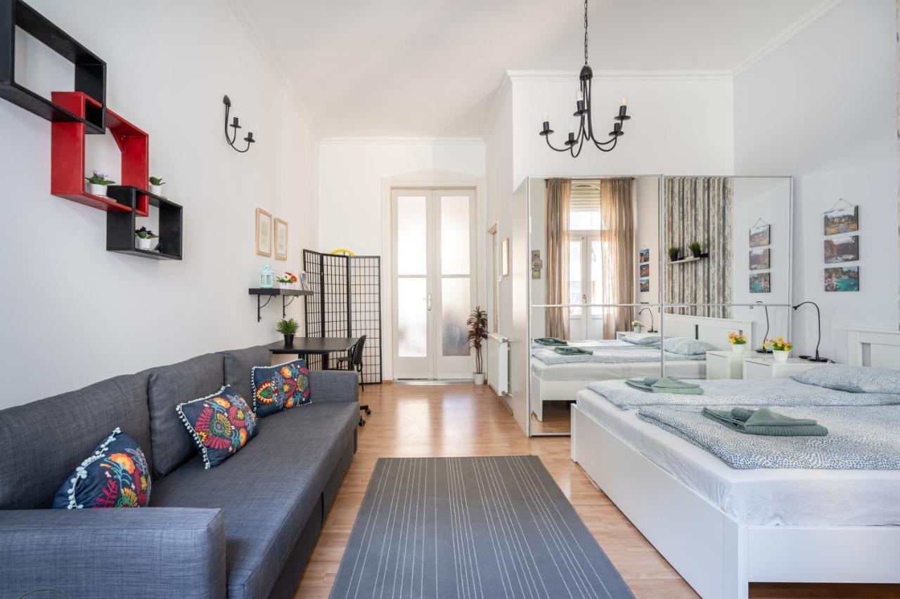 K10 - Kazinczy Street Heritage Suite - Best Location By Bqa Βουδαπέστη Εξωτερικό φωτογραφία
